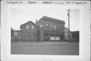 527 N APPLETON ST, a Commercial Vernacular retail building, built in Appleton, Wisconsin in 1914.