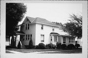 203 E MCKINLEY ST, a Queen Anne house, built in Appleton, Wisconsin in 1900.