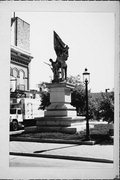 SOLDIERS SQ & S ONEIDA ST, a NA (unknown or not a building) monument, built in Appleton, Wisconsin in 1911.