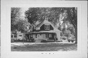 1003 ALGOMA ST, a Queen Anne house, built in New London, Wisconsin in .