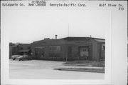 313 WOLF RIVER DR, a Astylistic Utilitarian Building industrial building, built in New London, Wisconsin in 1918.