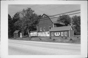 1898 W PIONEER RD, a barn, built in Grafton, Wisconsin in 1890.
