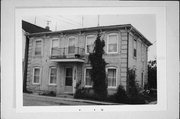 N5470 CIGRAND AVE, a Italianate house, built in Fredonia, Wisconsin in .