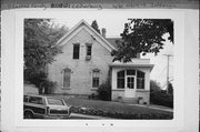 W60 N614-6 JEFFERSON AVE, a Gabled Ell house, built in Cedarburg, Wisconsin in 1876.