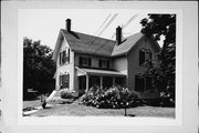 11401 W MEQUON RD / STATE HIGHWAY 167, a Gabled Ell house, built in Mequon, Wisconsin in 1888.