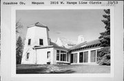 2816 W RANGE LINE CIR, a Colonial Revival/Georgian Revival house, built in Mequon, Wisconsin in .