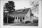 437 W FOSTER ST, a Bungalow house, built in Port Washington, Wisconsin in 1925.