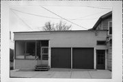 105 E PIER ST, a Astylistic Utilitarian Building retail building, built in Port Washington, Wisconsin in .