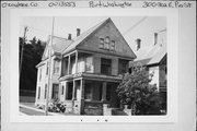 300 E PIER ST 300 E PIER ST, a Queen Anne house, built in Port Washington, Wisconsin in 1894.
