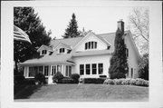 103 ELLENBECKER RD, a Craftsman house, built in Thiensville, Wisconsin in 1918.