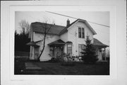 MARTELL RD, SW SIDE, 2ND BLDG S OF SHADY RD, a Gabled Ell house, built in Martell, Wisconsin in .