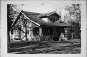 221 N DALLAS ST 221 N DALLAS ST, a Bungalow house, built in River Falls, Wisconsin in 1920.