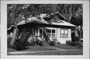 533 E MAPLE ST 533 E MAPLE ST, a Bungalow house, built in River Falls, Wisconsin in 1920.