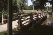 ISLAND PARK ISLAND PARK, a NA (unknown or not a building) bridge, built in Racine, Wisconsin in 1941.