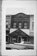 160 E CHESTNUT ST, a Twentieth Century Commercial retail building, built in Burlington, Wisconsin in 1916.