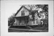 912 17TH ST, a Front Gabled house, built in Racine, Wisconsin in .
