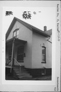 912 17TH ST, a Front Gabled house, built in Racine, Wisconsin in .