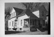 1530 HOLMES AVE, a Queen Anne house, built in Racine, Wisconsin in .