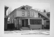 1631 HOLMES AVE, a American Foursquare duplex, built in Racine, Wisconsin in .