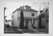 1616 KEARNEY AVE, a American Foursquare house, built in Racine, Wisconsin in .