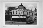 1301 N MAIN ST, a Queen Anne grocery store/supermarket, built in Racine, Wisconsin in 1899.