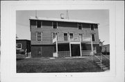 1028-30 S MEMORIAL DR, a Side Gabled apartment/condominium, built in Racine, Wisconsin in .