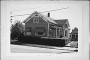 931 MILWAUKEE ST 931 MILWAUKEE ST, a Gabled Ell house, built in Racine, Wisconsin in 1865.