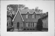 1637 S PARK AVE 1637 S PARK AVE, a Early Gothic Revival house, built in Racine, Wisconsin in .