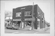 1559-1561 TAYLOR AVE, a Twentieth Century Commercial retail building, built in Racine, Wisconsin in .