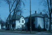117 S FRANKLIN ST, a Queen Anne house, built in Stoughton, Wisconsin in 1906.