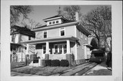 1539 WEST BLVD 1539 WEST BLVD, a American Foursquare house, built in Racine, Wisconsin in .