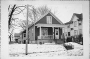 1529 WINSLOW ST, a Front Gabled house, built in Racine, Wisconsin in .