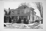 2825 WRIGHT AVE, a American Foursquare duplex, built in Racine, Wisconsin in .