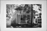 1021 VINE ST, a Colonial Revival/Georgian Revival house, built in Union Grove, Wisconsin in .