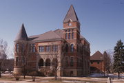 181 W SEMINARY AVE, a Romanesque Revival courthouse, built in Richland Center, Wisconsin in 1889.