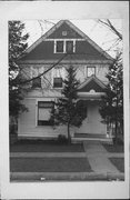 394 N CHURCH ST 394 N CHURCH ST, a Front Gabled religious residence, built in Richland Center, Wisconsin in 1896.