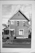 336 E COURT ST 336 E COURT ST, a Front Gabled house, built in Richland Center, Wisconsin in .