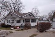 421 N JEFFERSON ST, a Bungalow house, built in Lancaster, Wisconsin in 1920.