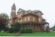 906 E 2ND ST, a Queen Anne house, built in Superior, Wisconsin in 1890.