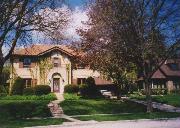 6520 WASHINGTON CIR, a Colonial Revival/Georgian Revival house, built in Wauwatosa, Wisconsin in 1929.