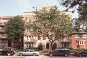 2550 N LAKE DR, a Spanish/Mediterranean Styles apartment/condominium, built in Milwaukee, Wisconsin in 1928.