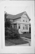 10711 W FOREST HOME AVE, a Queen Anne house, built in Hales Corners, Wisconsin in .