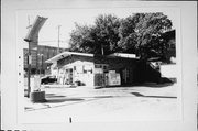 1009 S 1ST ST, a Contemporary gas station/service station, built in Milwaukee, Wisconsin in 1967.