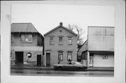 1948 N Doctor Martin Luther King Jr Dr (AKA 1948 N 3RD ST), a Italianate house, built in Milwaukee, Wisconsin in 1868.