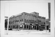1303 N Vel R. Phillips Ave (AKA 1303 N 4TH ST), a Astylistic Utilitarian Building industrial bldg/manufacturing facility, built in Milwaukee, Wisconsin in 1910.