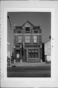 1414 - 1412 S 6TH ST, a Queen Anne tavern/bar, built in Milwaukee, Wisconsin in 1890.