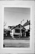 1211 S 9TH ST, a Front Gabled house, built in Milwaukee, Wisconsin in .