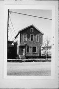 1303 S 9TH ST, a Front Gabled house, built in Milwaukee, Wisconsin in .