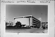 907 N 10TH ST, a Contemporary large office building, built in Milwaukee, Wisconsin in 1968.