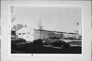 922 N 14TH ST, a Prairie School garage (residential), built in Milwaukee, Wisconsin in 1921.
